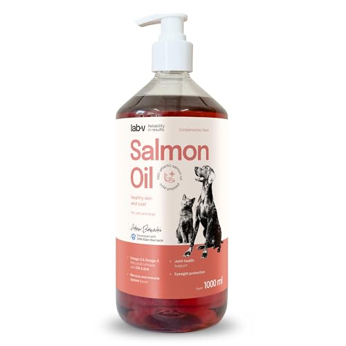 Lab-V Lachsöl für Hunde und Katzen – 100% reines Fischöl – Ergänzungsfuttermittel – kaltgepresst – Omega 3 Quelle – 1000 ml mit Dosierpumpe Lab-V Lachsöl für Hunde und Katzen – 100% reines Fischöl – Ergänzungsfuttermittel – kaltgepresst – Omega 3 Quelle – 1000 ml mit Dosierpumpe von Lab-V