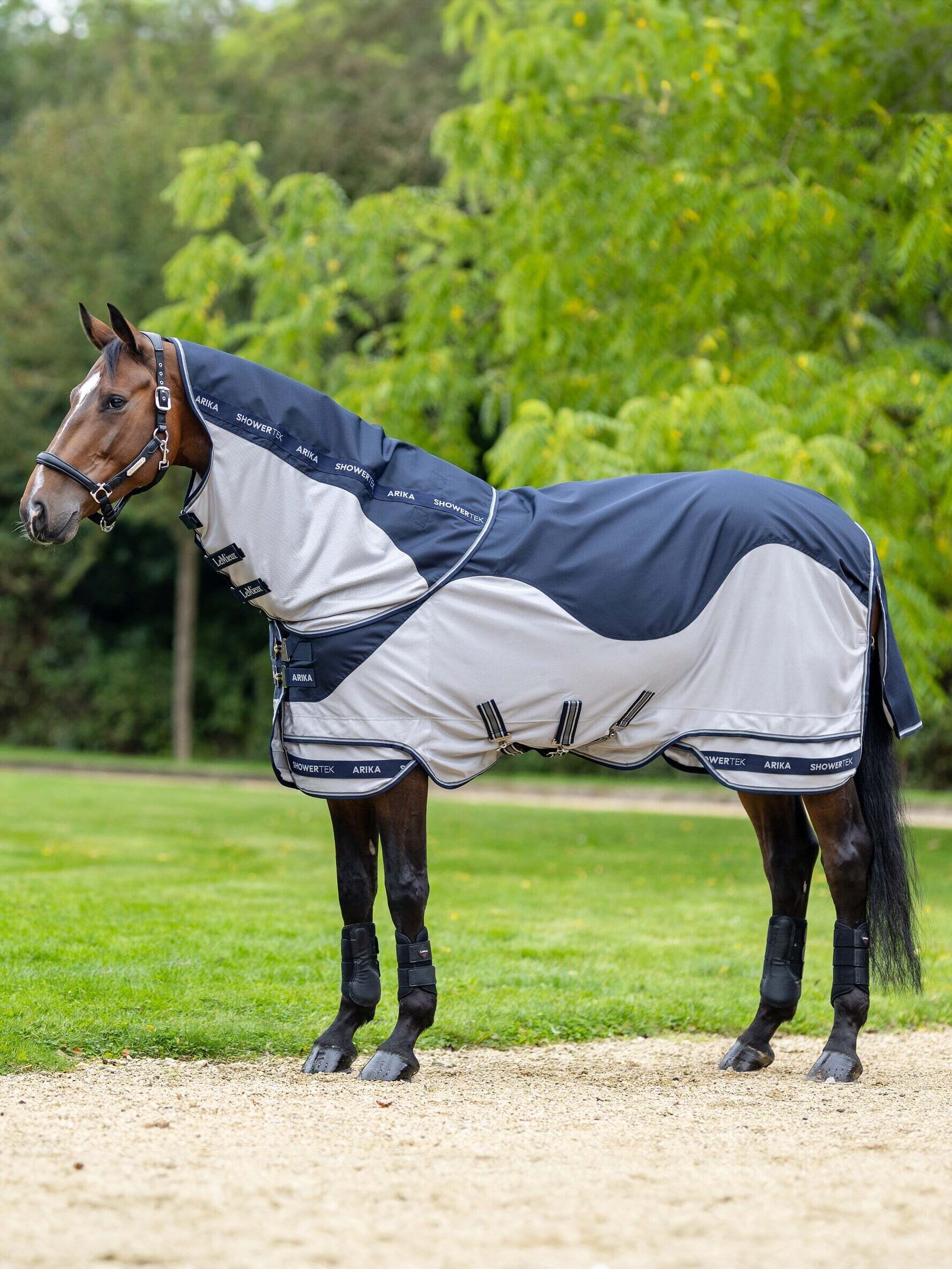 LeMieux Arika Shower-Tek Fly Rug 130 cm, navy LeMieux Arika Shower-Tek Fly Rug 130 cm, navy von LeMieux