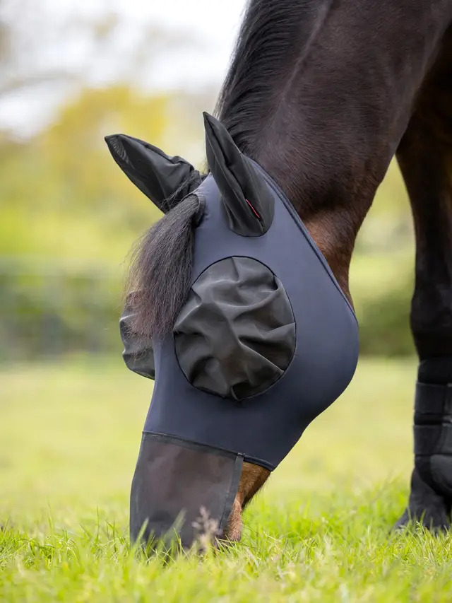 LeMieux Bug Relief Vollmaske Fliegenmaske Navy, L LeMieux Bug Relief Vollmaske Fliegenmaske Navy, L von LeMieux