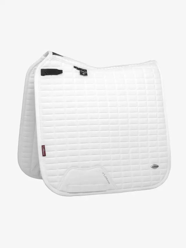 LeMieux Selbstkühlende Dressurschabracke Artic White, L LeMieux Selbstkühlende Dressurschabracke Artic White, L von LeMieux