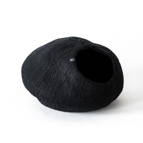 LucyBalu® Premium Katzenhöhle aus Filz | Natürliches Katzenbett aus 100% Flauschiger Wolle | Filzhöhle für Katzen handgefertigt in Nepal | Kuschelhöhle für Katzen | 45x45x28 cm | Schwarz von LucyBalu