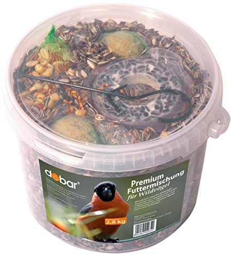 Luxus-Vogelhaus 24034 Premium-Wintervogelfutter Starter-Set: 2.5 kg Streufutter, 2 Meisenknödel, 1 Meisenring und 1 Erdnussbeutel Luxus-Vogelhaus 24034 Premium-Wintervogelfutter Starter-Set: 2.5 kg Streufutter, 2 Meisenknödel, 1 Meisenring und 1 Erdnussbeutel von Luxus-Vogelhaus