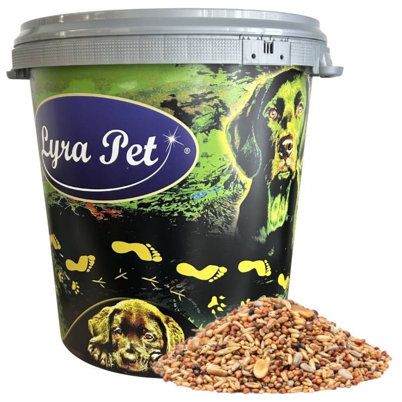 10 kg Lyra Pet® Streufutter schalenfrei in 30 L Tonne von Lyra Pet GmbH