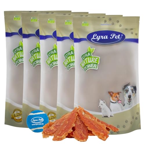 Lyra Pet® 5 kg Hühnerbrust Soft Hundefutter Snack fettarm schonend getrocknet Kauartikel Kauspaß + Tennis Ball von Lyra Pet