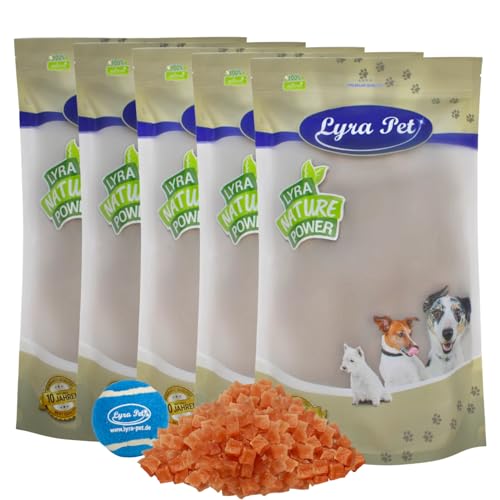Lyra Pet® 5 kg Hühnerbrustwürfel Kausnack Hundefutter fettarm schonend getrocknet Hund Kauartikel Kauspaß + Tennis Ball von Lyra Pet