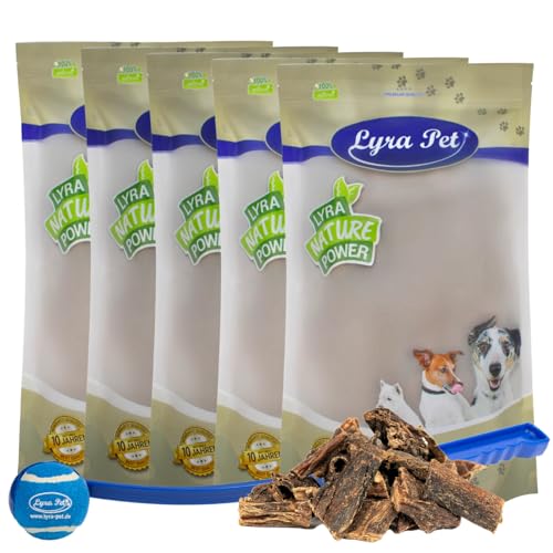 Lyra Pet® 5 kg Rinderleber getrocknet Kausnack Kauartikel Hund Rind Hundefutter Leckerli + Ballschleuder von Lyra Pet