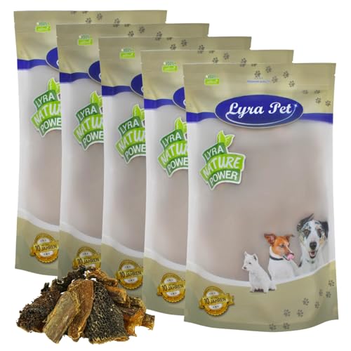 Lyra Pet® 5 kg Rinderpansen 2-10 cm | Naturbelassener Kausnack | Proteinhaltiges Leckerli auch für Welpen und ältere Hunde | Nährstoffreich | Schonend getrocknet | Gut verträglich von Lyra Pet