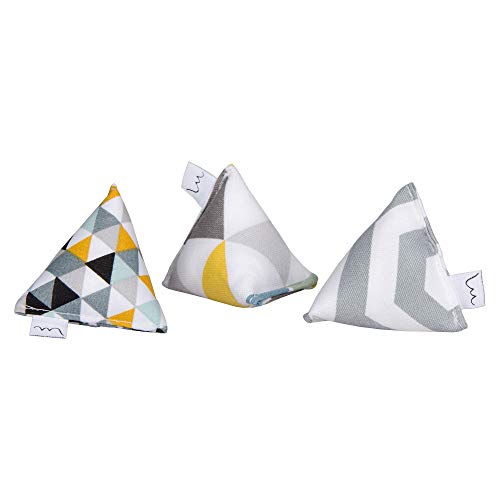 MINOUMI Mini Pyramiden 3er Set Designed cat Toys | Katzenspielzeug mit Katzenminze | Handmade in Germany (Skandi) von MINOUMI
