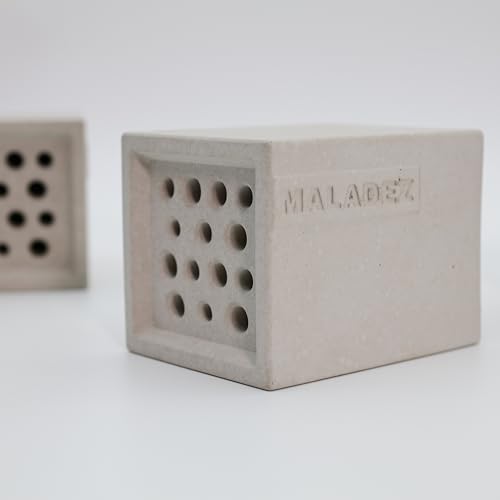 Bienenhotel aus Beton für Wildbienen und Insekten für den Garten (Nisthilfe) - Maladez von Maladez