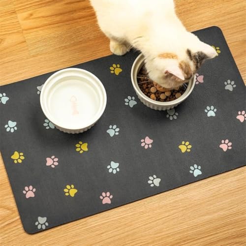Mateju Napfunterlage Hund Katzen, Hundepfotenabdrücke Hund rutschfest Saugfähig Schnelltrocknend Futtermatte Hunde Katzen Matte, Napfunterlage Katze Hundenapf Unterlage (Dunkelgrau,40x60cm) von Mateju