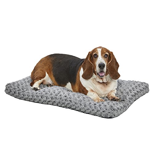 MidWest Homes for Pets Modell 40636-SGB Haustierbett, Ombré-Wirbel, kuschelig, 91 cm lang, für Mini-Hunderassen/Katzen; grau MidWest Homes for Pets Modell 40636-SGB Haustierbett, Ombré-Wirbel, kuschelig, 91 cm lang, für Mini-Hunderassen/Katzen; grau von MidWest Homes for Pets