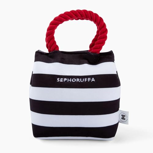 Muttzie Sephoruffa Bag – Entzückendes Plüsch-Parodie Hundespielzeug mit doppeltem Quietscher für eine sichere Spielzeit für Hunde Muttzie Sephoruffa Bag – Entzückendes Plüsch-Parodie Hundespielzeug mit doppeltem Quietscher für eine sichere Spielzeit für Hunde von Muttzie