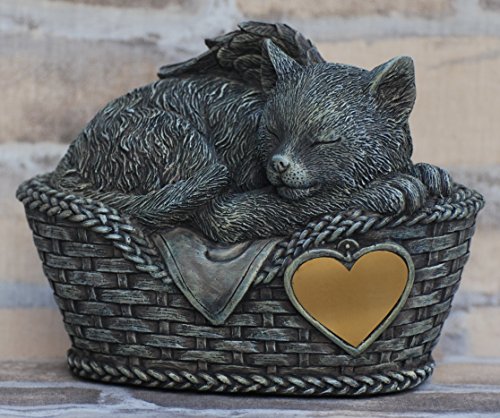 MystiCalls Katzenurne grau als Katzen-Engelfigur im Korb - Gravurplatte, Tierurne, Urne MystiCalls Katzenurne grau als Katzen-Engelfigur im Korb - Gravurplatte, Tierurne, Urne von MystiCalls