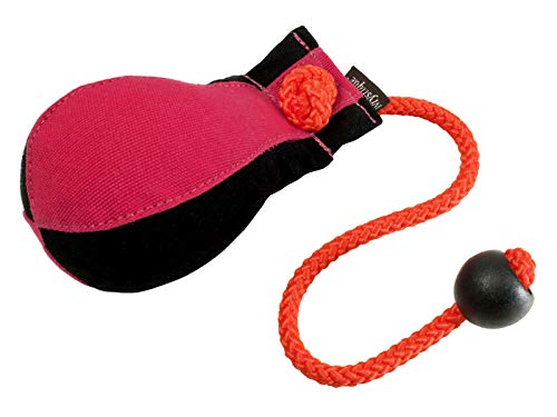 Mystique Dummy Ball Marking 300g schwarz/hot pink von Mystique