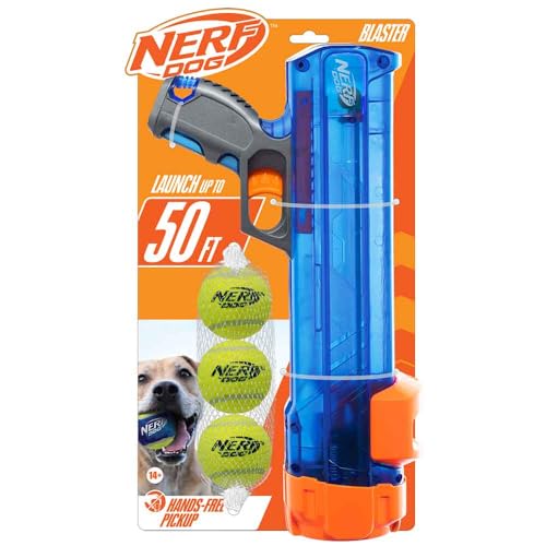 Nerf Dog Tennisball Blaster Hundespielzeug Geschenkset, Tennisball Hund Apportierspielzeug startet bis zu 50 Fuß, Hundeballwerfer für alle Rassen, inklusive durchscheinendem blauem Tennisballwerfer von Nerf Dog
