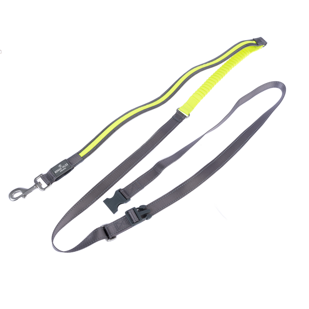 Nomad Tales Spirit USB LED Joggingleine neongelb & grau - 180 - 250 cm lang, 25 mm breit Nomad Tales Spirit USB LED Joggingleine neongelb & grau - 180 - 250 cm lang, 25 mm breit von Nomad Tales