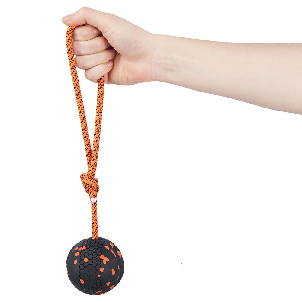 Non-stop dogwear® Hundespielzeug Dog ball on rope orange/black, Maße: ca. 6 x 6 cm von Non-stop dogwear®