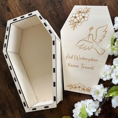 NoriKids Tiersarg aus Holz - Sarg für Haustiere – passend für Hamster, Mäuse o. Vögel – Motiv Taube o. personalisiert mit Name, Botschaft & Motiv – Holzkiste mit Deckel – 34 x 21 x 11 cm NoriKids Tiersarg aus Holz - Sarg für Haustiere – passend für Hamster, Mäuse o. Vögel – Motiv Taube o. personalisiert mit Name, Botschaft & Motiv – Holzkiste mit Deckel – 34 x 21 x 11 cm von NoriKids