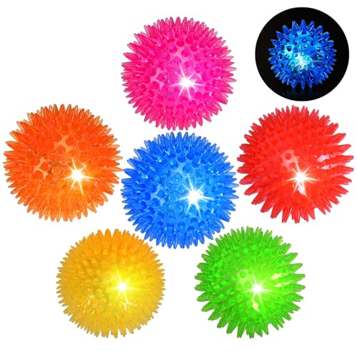 Hundespielzeugbälle, 6 Stück, 8,9 cm, LED-Licht, quietschend, langlebig, interaktiv, leuchtend, Apportierspielzeug für aggressive Kauer, BPA-frei, ungiftig, stachelige Kaubälle für Welpen Hundespielzeugbälle, 6 Stück, 8,9 cm, LED-Licht, quietschend, langlebig, interaktiv, leuchtend, Apportierspielzeug für aggressive Kauer, BPA-frei, ungiftig, stachelige Kaubälle für Welpen von Novkin