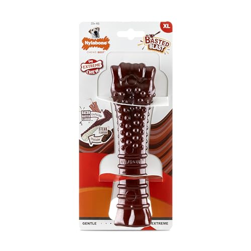 Nylabone, Basted Blast, Extrem starker Kaueffekt, Hundespielzeug aus strapazierfähigem Nylon, Knochenform, Haltbarer Kauknochen, Geschmack: Speck und Steak, Extra groß, Für Hunde über 23 kg von Nylabone