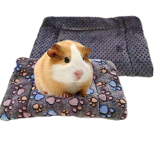 Oncpcare 2 Stück Meerschweinchen-Bettunterlage, Pfotenabdruck-Hamster-Matte für kleine Tiere, Fleece-Einlagen, Haustierdecke für Ratten, Chinchilla, Frettchen Oncpcare 2 Stück Meerschweinchen-Bettunterlage, Pfotenabdruck-Hamster-Matte für kleine Tiere, Fleece-Einlagen, Haustierdecke für Ratten, Chinchilla, Frettchen von Oncpcare
