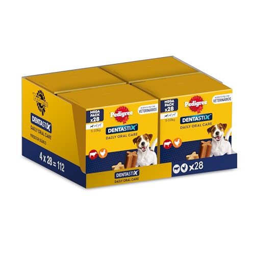 Pedigree Dentastix Snack für die Oralhygiene für kleine Hunde, 4 Packungen à 28 Stück von PEDIGREE