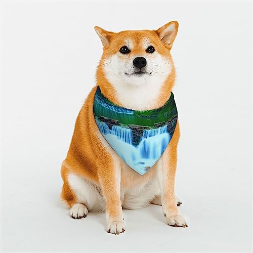 Rainforest Hundehalstücher mit Wasserfall-Motiv, verstellbar, dreieckig, waschbar, doppellagig, Haustier-Lätzchen für Haustierkostüm-Zubehör Rainforest Hundehalstücher mit Wasserfall-Motiv, verstellbar, dreieckig, waschbar, doppellagig, Haustier-Lätzchen für Haustierkostüm-Zubehör von PEIXEN