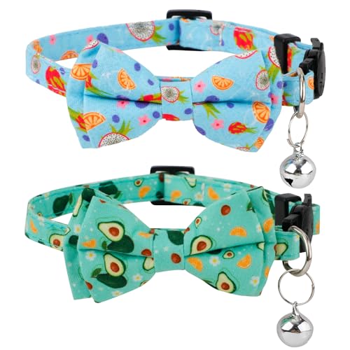PEUTIER 2stk Sommer-Katzenhalsbänder, Süße Früchte Katzenhalsband mit Fliege und Glöckchen Verstellbar Weiches Katzenhalsband mit Fliege mit Drachenfrucht Avocado-Muster für Kätzchen (Blau, Grün) von PEUTIER
