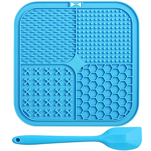 PKQTOP Leckmatte für Hunde, Hund Lecken Pad，BPA-frei Lick Pad Lick Mat Slow Feeder mit 1 Stück Silikonspatel ，Hunde Leckmatte für Hund Baden, Trainieren, Fellpflege & Krallenpflege (20cm*20cm Blue) von PKQTOP