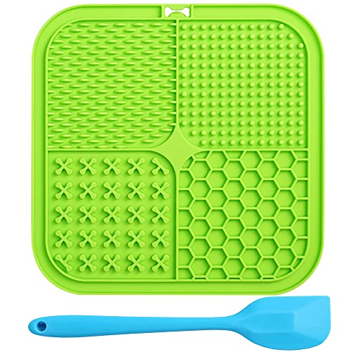 PKQTOP Leckmatte für Hunde, Hund Lecken Pad,BPA-frei Lick Pad Lick Mat Slow Feeder mit 1 Stück Silikonspatel ,Hunde Leckmatte für Hund Baden, Trainieren, Fellpflege & Krallenpflege (20cm*20cm Green) PKQTOP Leckmatte für Hunde, Hund Lecken Pad,BPA-frei Lick Pad Lick Mat Slow Feeder mit 1 Stück Silikonspatel ,Hunde Leckmatte für Hund Baden, Trainieren, Fellpflege & Krallenpflege (20cm*20cm Green) von PKQTOP