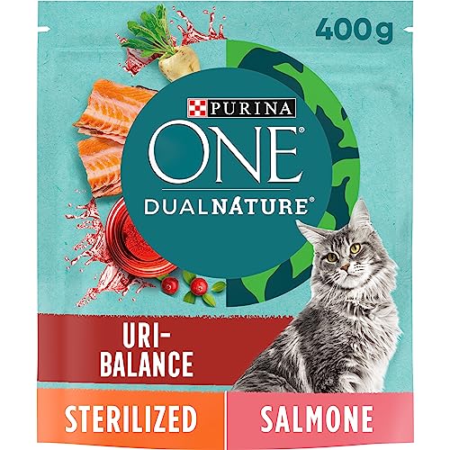 PURINA ONE Dualnature Kroketten für Katzen, sterilisiert, reich an Lachs und Cranberry, 8 Beutel x 400 g, 3700 g von Pro Plan
