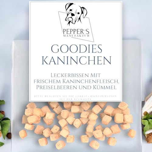 Goodies Kaninchen - Belohnung mit frischem Kaninchenfleisch, Carob und Kümmel TrainingsLeckerli/Kausnack mit einen unwiderstehlichen Geschmack und zahlreichen gesundheitlichen Vorteilen. (100g) von Pepper´s Manufaktur