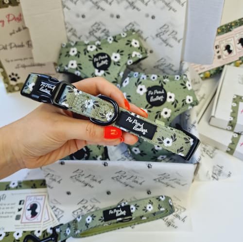Green Meadow Hundehalsband mit Gänseblümchen, Größe XS von Pet Pooch Boutique