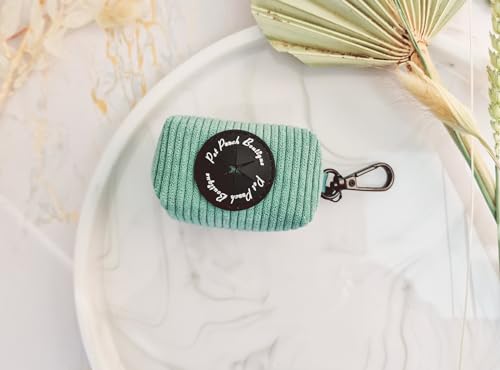 Pet Pooch Boutique Hundekotbeutelhalter aus Kordel, Salbeigrün Pet Pooch Boutique Hundekotbeutelhalter aus Kordel, Salbeigrün von Pet Pooch Boutique