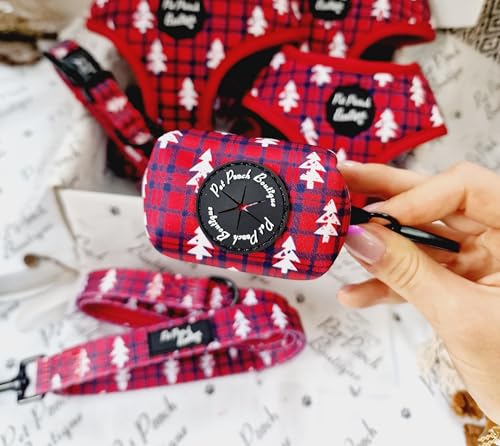 Pet Pooch Boutique Winter Wonderland Hundekotbeutelhalter, kariert Pet Pooch Boutique Winter Wonderland Hundekotbeutelhalter, kariert von Pet Pooch Boutique