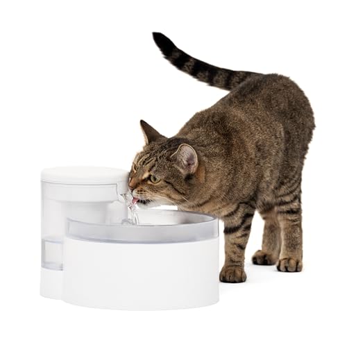PetSafe Outlast Trinkbrunnen ohne Pumpe, 1,7 L, Trinkbrunnen für Katzen und kleine Hunde, spülmaschinenfest, einfache Montage und Reinigung, Wasserfilter enthalten PetSafe Outlast Trinkbrunnen ohne Pumpe, 1,7 L, Trinkbrunnen für Katzen und kleine Hunde, spülmaschinenfest, einfache Montage und Reinigung, Wasserfilter enthalten von PetSafe