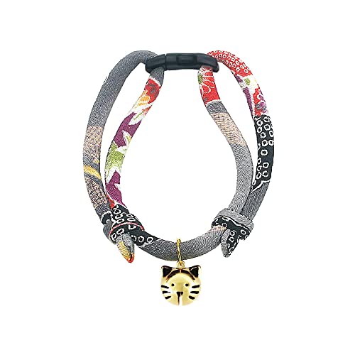 PetSoKoo Katzenhalsband mit Glöckchen im Katzengesicht Niedliches japanisches Chirimen Kätzchenhalsband Weich und leicht PetSoKoo Katzenhalsband mit Glöckchen im Katzengesicht Niedliches japanisches Chirimen Kätzchenhalsband Weich und leicht von PetSoKoo