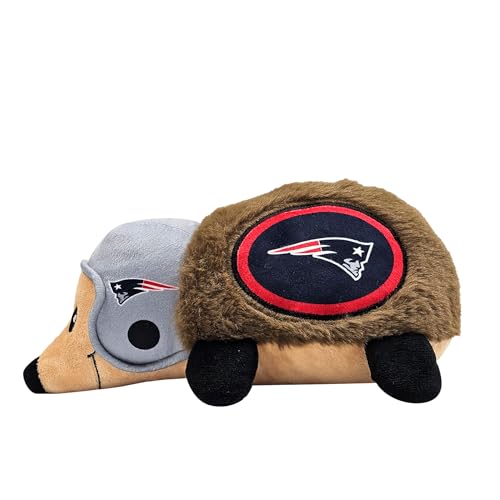NFL New England Patriots Plüsch-Igelspielzeug für Hunde & Katzen, Cooles weiches Haustierspielzeug für Spaß und interaktives Spielen, Hundekauspielzeug mit Quietscher, Lizenziertes Hot Pet Spielzeug NFL New England Patriots Plüsch-Igelspielzeug für Hunde & Katzen, Cooles weiches Haustierspielzeug für Spaß und interaktives Spielen, Hundekauspielzeug mit Quietscher, Lizenziertes Hot Pet Spielzeug von Pets First