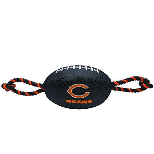 Pets First NFL Nylon Football Dog Toy mit Innen Quietsche & Pull Seilen Pet Sport Spielzeug von Pets First