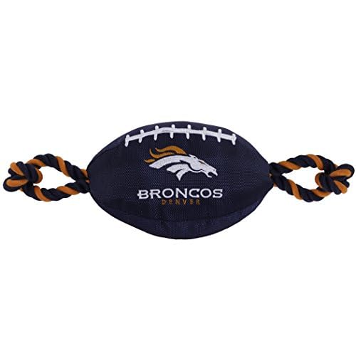 Pets First NFL Nylon Football Dog Toy mit Innen Quietsche & Pull Seilen Pet Sport Spielzeug Pets First NFL Nylon Football Dog Toy mit Innen Quietsche & Pull Seilen Pet Sport Spielzeug von Pets First