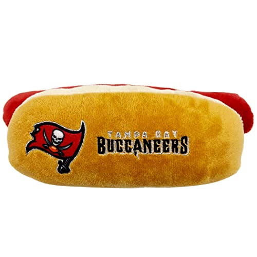 Pets First NFL Tampa Bay Buccaneers Hot Dog Plush Dog & Cat Squeak Toy - Cutest HOT-Dog Snack Plush Toy for Dogs & Cats with Inner Squeaker & Beautiful Football Team Name/Logo 8x5x3 Inches von Pets First