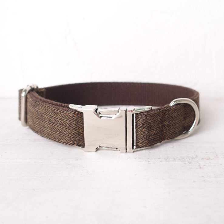 Hundehalsband personalisiert mit hochwertiger Gravur inkl. Leine – braun / XS Hundehalsband personalisiert mit hochwertiger Gravur inkl. Leine – braun / XS von Pfoten-Boutique