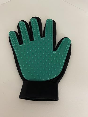 Prowin Best Friends Fellpflegehandschuh mit Noppen im Fünf-Finger-Design Prowin Best Friends Fellpflegehandschuh mit Noppen im Fünf-Finger-Design von Pro Win GmbH
