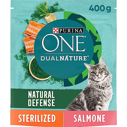 Purina ONE DUALNATURE Kroketten sterilisierte Katze reich an Lachs und mit natürlicher Spirulina – 8 Beutel à 400 g von Purina ONE