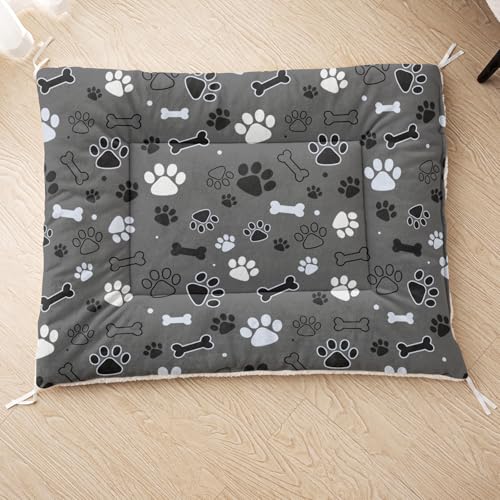 QOOMO Bettmatte mit Tierpfotenabdrücken, 105,9 x 81 cm, schwarze Katzenbettmatte, personalisierte Kistenunterlage, rutschfeste Unterseite, maschinenwaschbar QOOMO Bettmatte mit Tierpfotenabdrücken, 105,9 x 81 cm, schwarze Katzenbettmatte, personalisierte Kistenunterlage, rutschfeste Unterseite, maschinenwaschbar von QOOMO