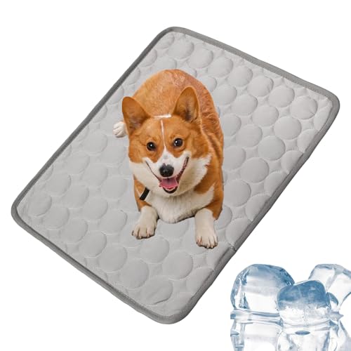 Qosneoun Furry Basics Kühlmatte für Hunde, Furrybasics Kühlmatte, coolste Matte für heiße Welpen, Haustier-Eisseide, selbstkühlendes Kissen, waschbar für kleine, mittelgroße und große Hunde und Katzen Qosneoun Furry Basics Kühlmatte für Hunde, Furrybasics Kühlmatte, coolste Matte für heiße Welpen, Haustier-Eisseide, selbstkühlendes Kissen, waschbar für kleine, mittelgroße und große Hunde und Katzen von Qosneoun