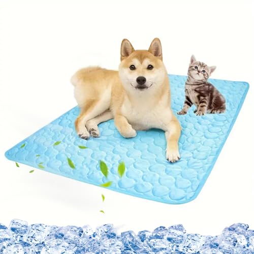 RUYICZB Kühlmatte Für Hunde Haustiermatte Aus Eisseide, Waschbar Pet Cooling Mat Selbstkühlend Kältematte Für Haustiere Ungiftiges, Faltbar Kühlmatte Hunde Katzen Für Sommer,Blau,S 19.7x15.7in RUYICZB Kühlmatte Für Hunde Haustiermatte Aus Eisseide, Waschbar Pet Cooling Mat Selbstkühlend Kältematte Für Haustiere Ungiftiges, Faltbar Kühlmatte Hunde Katzen Für Sommer,Blau,S 19.7x15.7in von RUYICZB