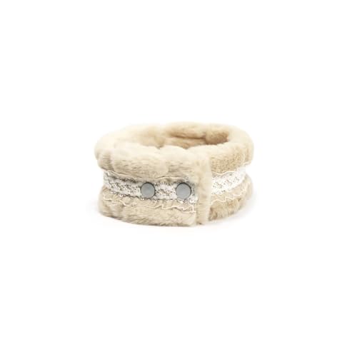 Record Halsband Victoria für Hunde und Katzen aus Ökofell mit Spitzendetails Verstellbarer Verschluss | Farbe Beige, Größe XXS Umfang 21,5-29 cm Record Halsband Victoria für Hunde und Katzen aus Ökofell mit Spitzendetails Verstellbarer Verschluss | Farbe Beige, Größe XXS Umfang 21,5-29 cm von Record