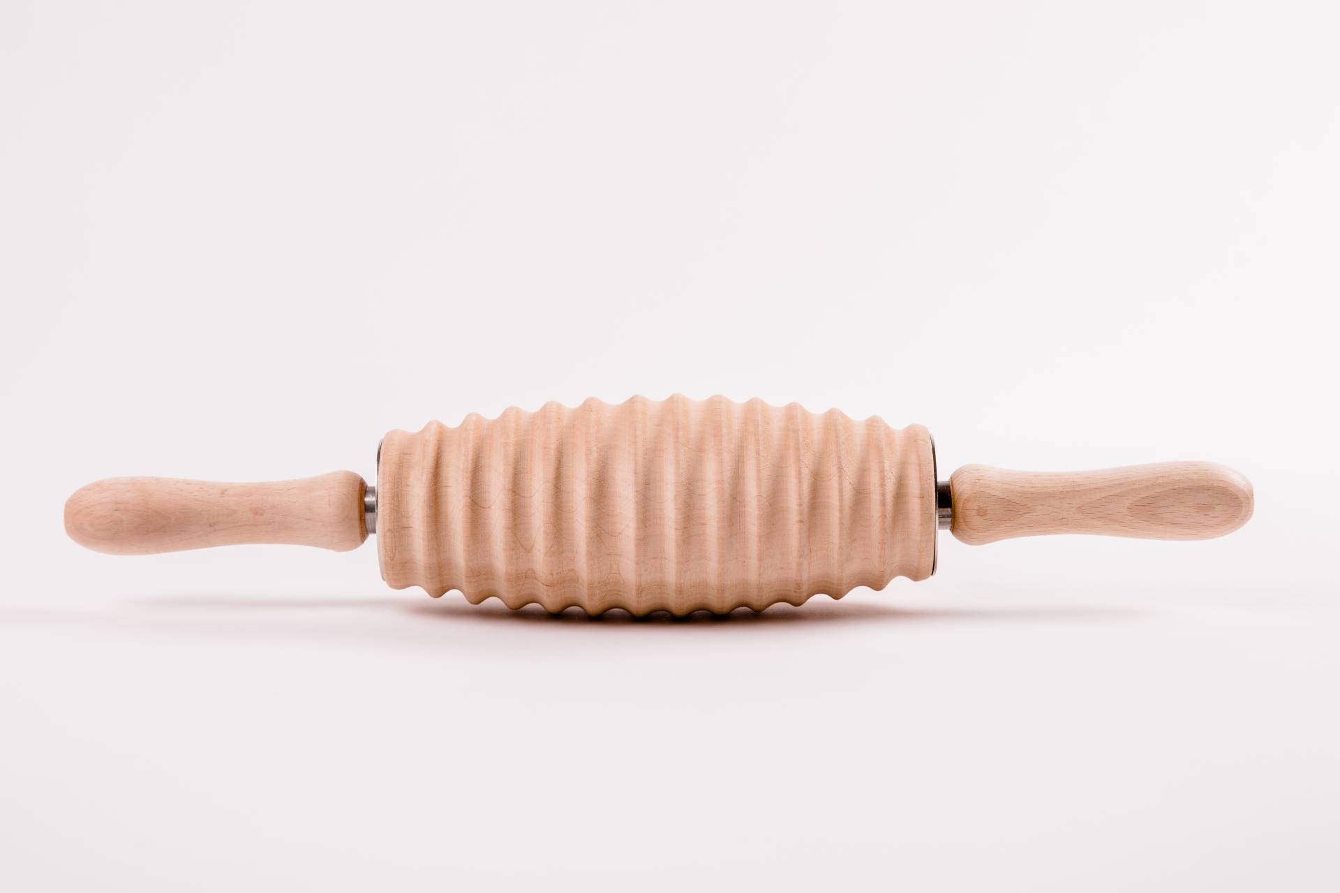 Rollart® Faszienrolle M gerillt Malou Die mutige Kriegerin von RollArt