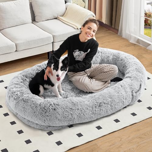 Roomark Menschliches Hundebett, 72 "×48" × 10" Menschliches Hundebett mit Decke und Seitentasche, extra großes menschliches Hundebett für Erwachsene, wasserdichtes, waschbares Kunstpelzgewebe Roomark Menschliches Hundebett, 72 "×48" × 10" Menschliches Hundebett mit Decke und Seitentasche, extra großes menschliches Hundebett für Erwachsene, wasserdichtes, waschbares Kunstpelzgewebe von Roomark